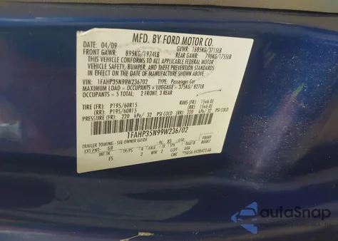 2009 Ford Focus Se z USA, uszkodzony, nr VIN 1FAHP35N99W236702